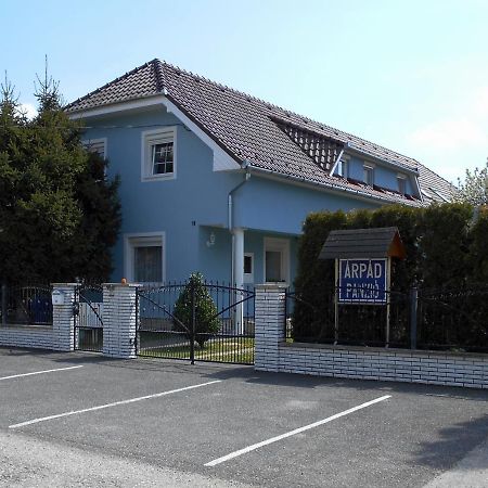 Arpad Panzio Bed & Breakfast Győr Eksteriør bilde
