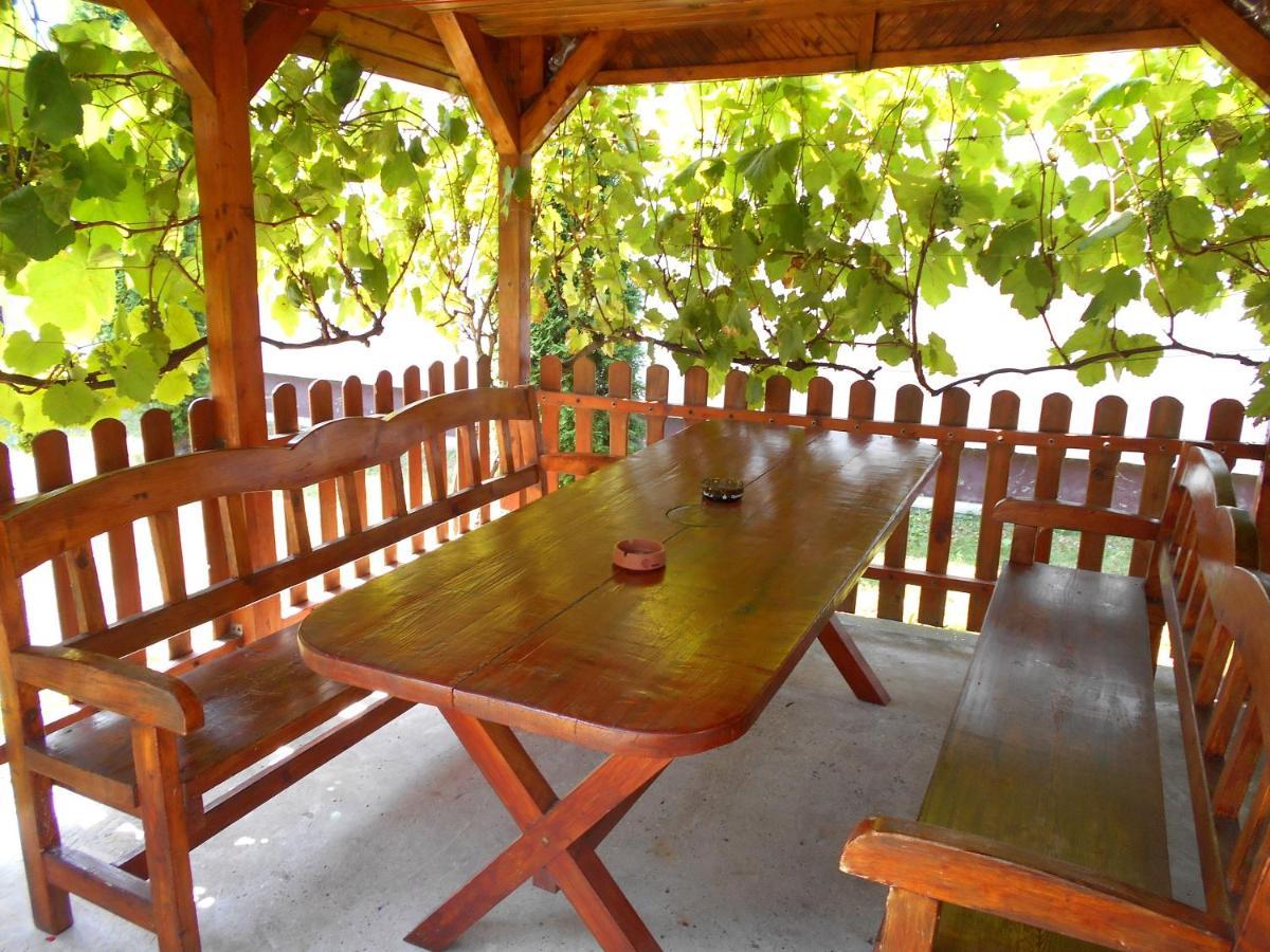 Arpad Panzio Bed & Breakfast Győr Eksteriør bilde