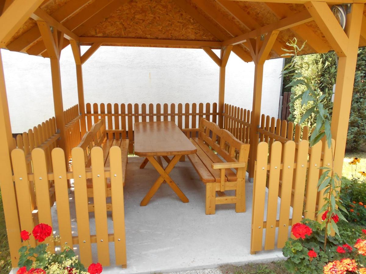 Arpad Panzio Bed & Breakfast Győr Eksteriør bilde