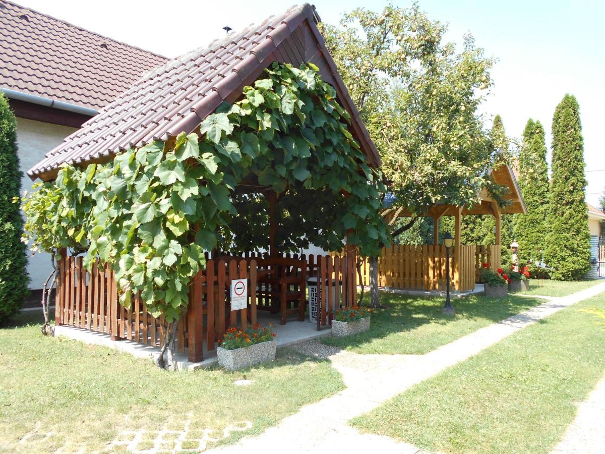 Arpad Panzio Bed & Breakfast Győr Eksteriør bilde